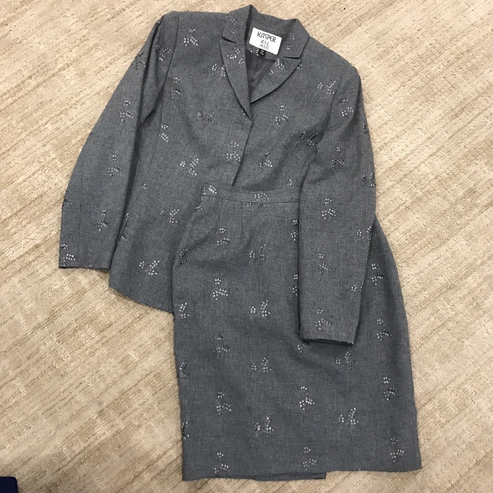 Kasper ASL Petite Skirt Suit-Size 4p